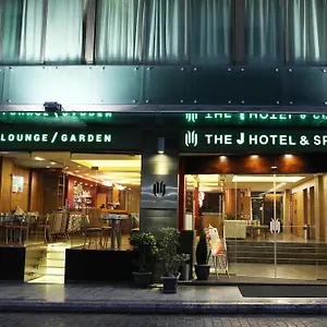 4* Hotel The J &