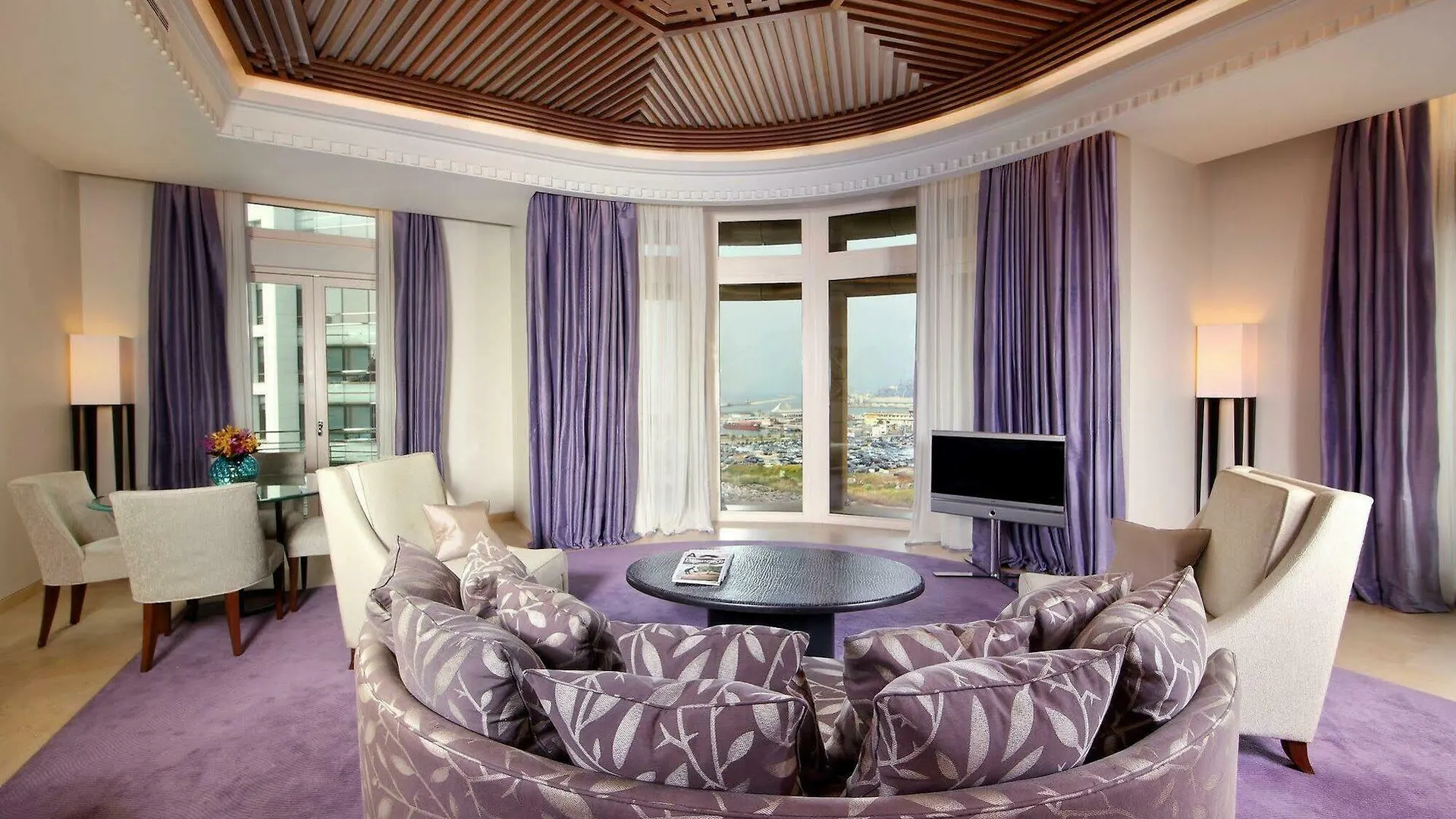Le Gray Hotel Beirut 5*,